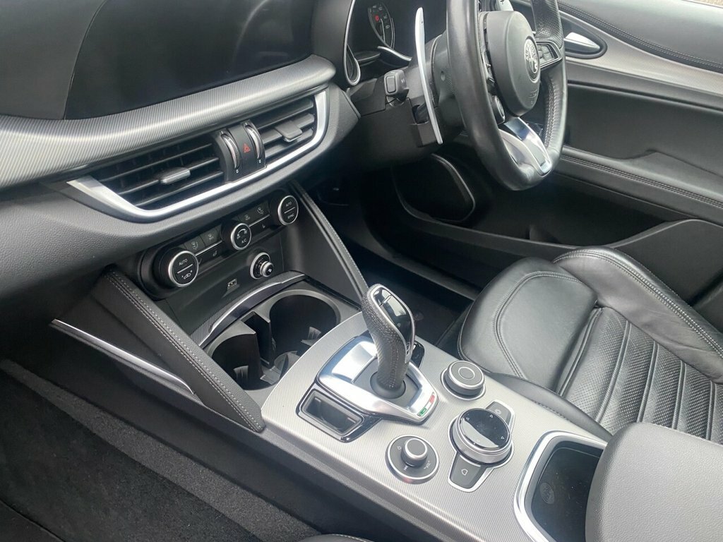 Alfa Romeo Stelvio 2L Veloce Blue #5