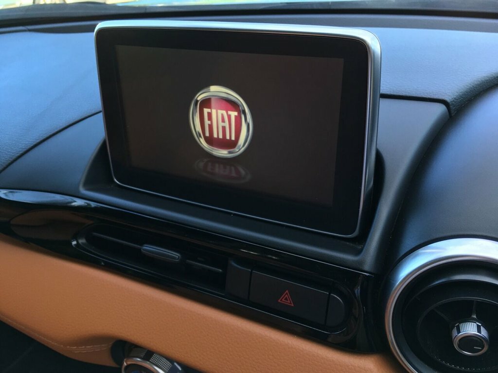 Fiat 124 Spider 1.4 Multiair Lusso Plus Convertible Eur Black #10