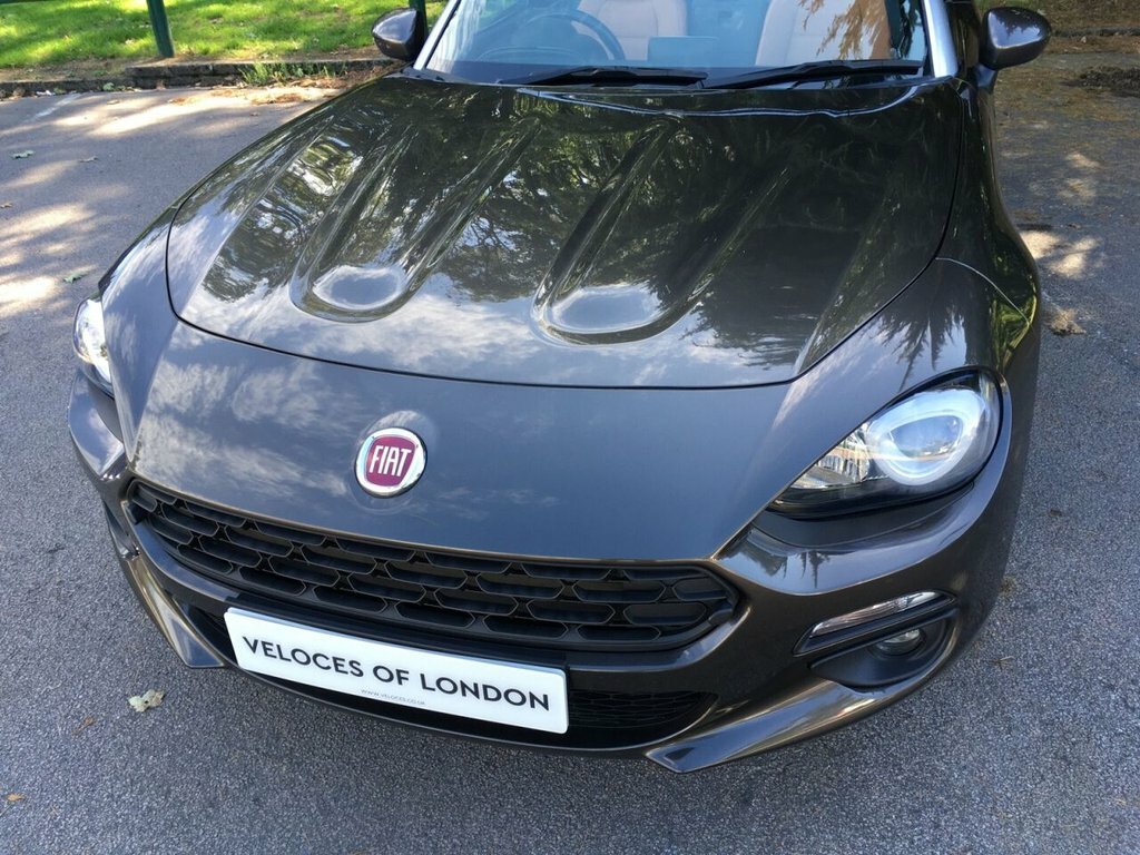 Fiat 124 Spider 1.4 Multiair Lusso Plus Convertible Eur Black #18