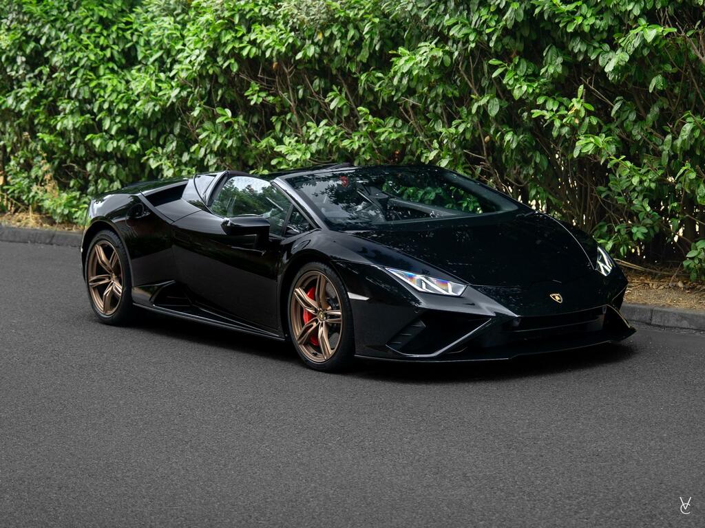Lamborghini Huracan Black Black