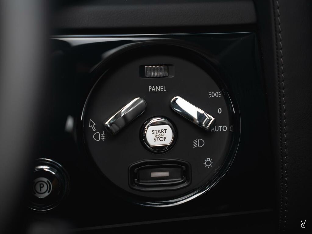 Rolls-Royce Phantom Automatic Black #27