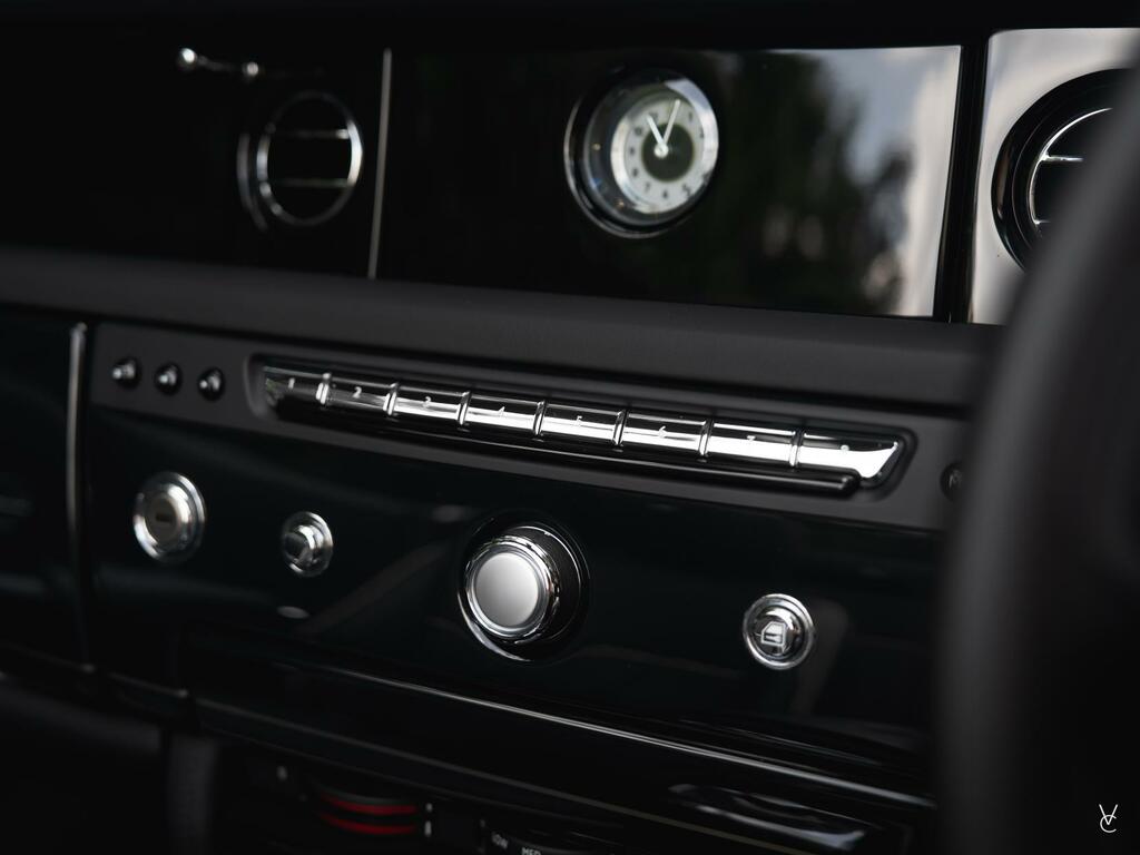 Rolls-Royce Phantom Automatic Black #25