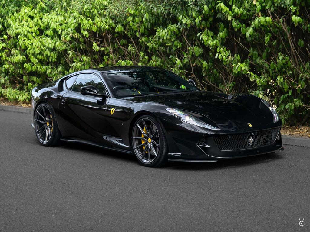 Ferrari 812 Superfast Superfast Black