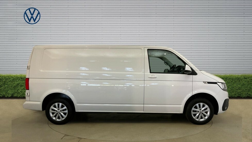 Volkswagen Transporter Highline White #4