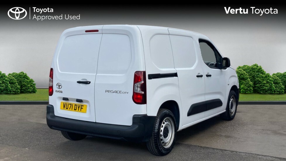 Toyota Proace City Mpv VU71DYF White #2