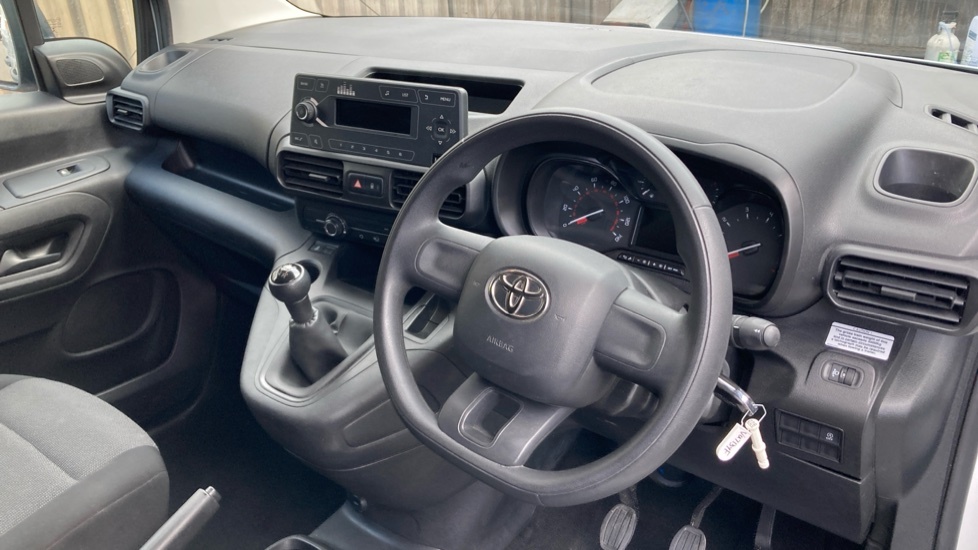 Toyota Proace City Mpv VU71DYF White #6