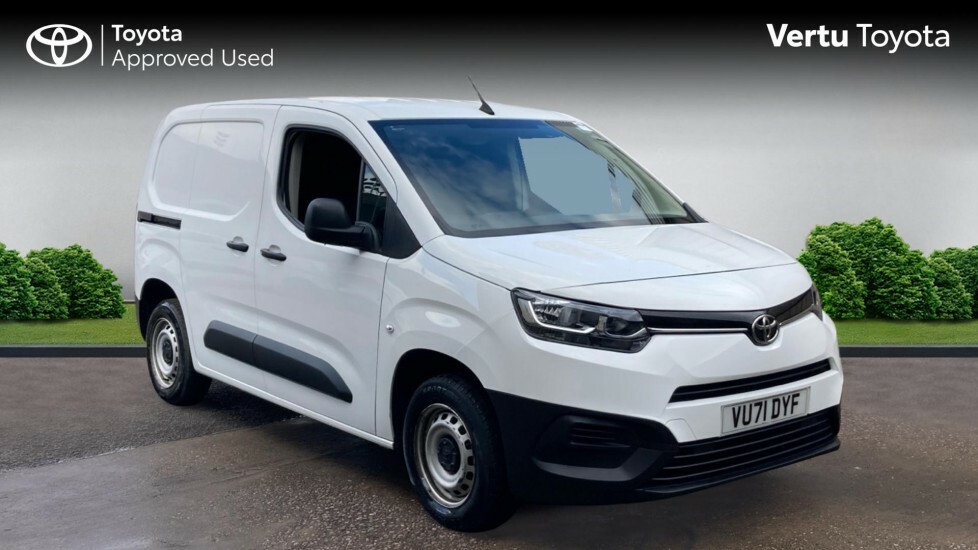 Toyota Proace City Mpv White