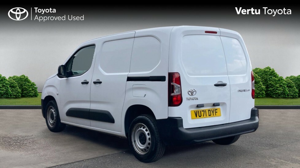 Toyota Proace City Mpv VU71DYF White #4