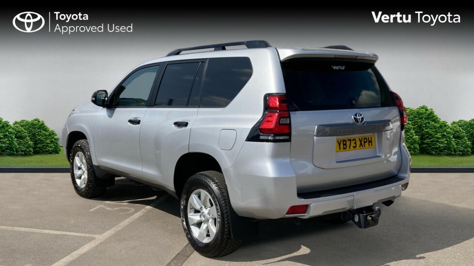 Toyota Land Cruiser Utility Commercial YB73XPH Silver #4