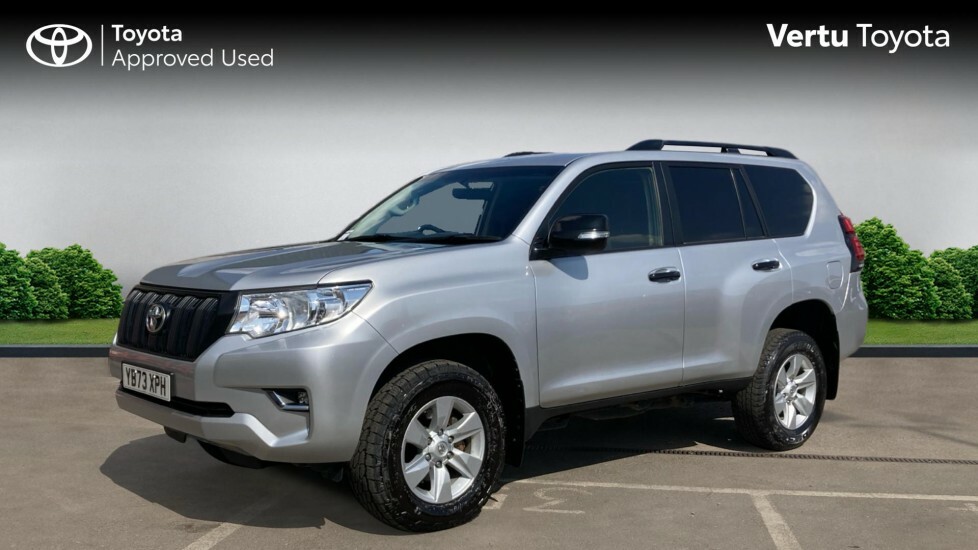 Toyota Land Cruiser Utility Commercial YB73XPH Silver #3