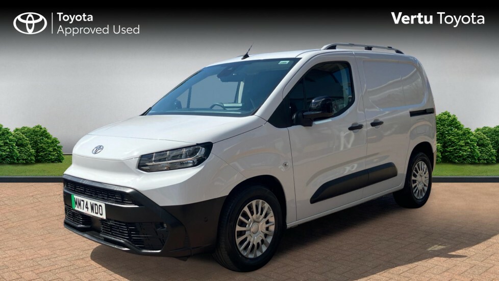 Toyota Proace City Icon White #3