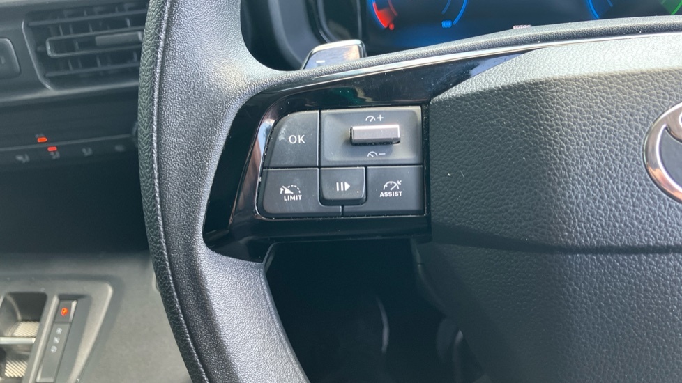 Toyota Proace City Active White #33