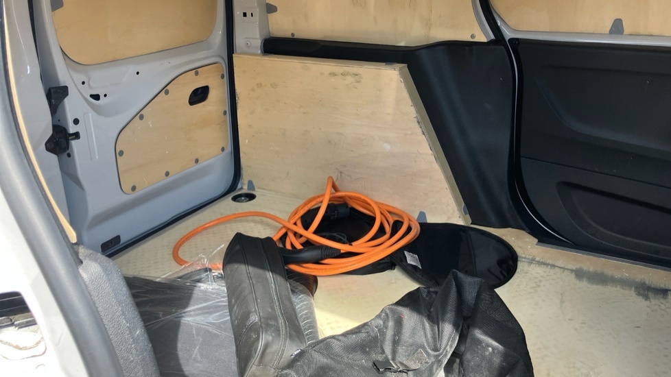 Toyota Proace City Active White #17
