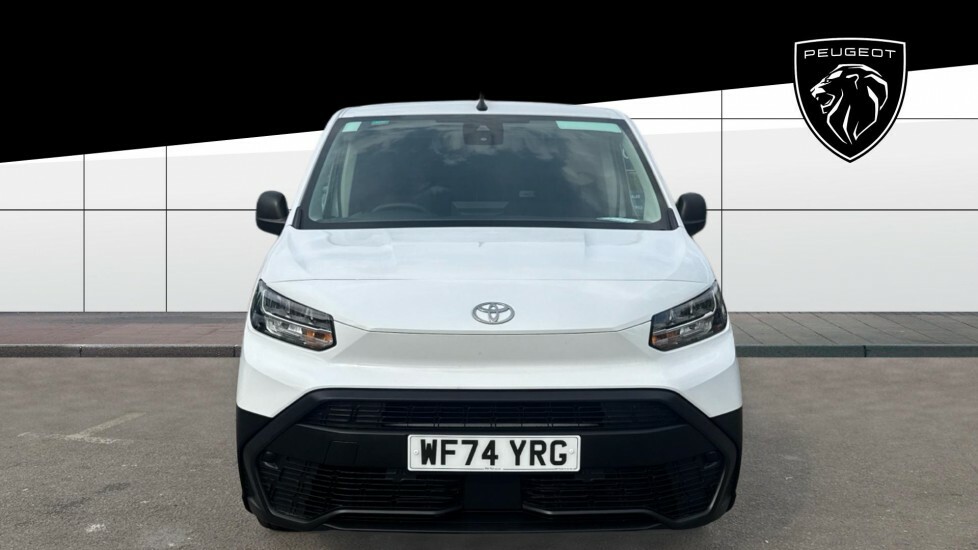 Toyota Proace City Active White #2