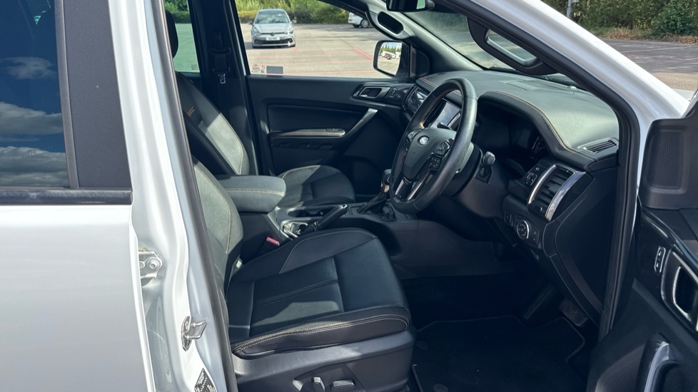 Ford Ranger Wildtrak White #6