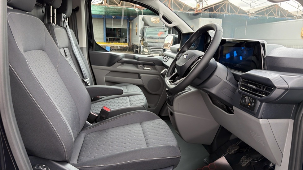 Ford Transit Custom Limited Black #6