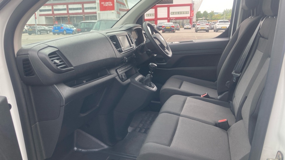Vauxhall Vivaro 2900 1.5D 100Ps Sportive L1 H1  #13