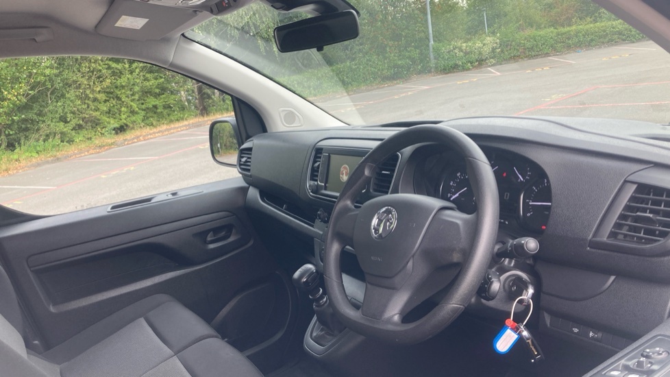 Vauxhall Vivaro 2900 1.5D 100Ps Sportive L1 H1  #16