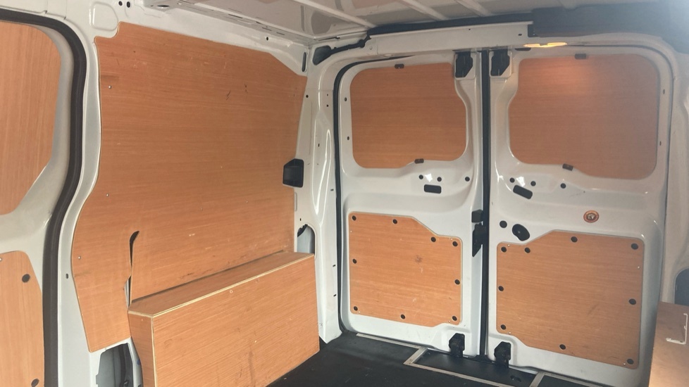 Vauxhall Vivaro 2900 1.5D 100Ps Sportive L1 H1  #14