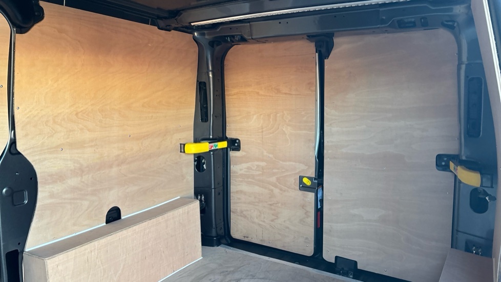 Ford Transit Custom 350 L3 H2 Trend 68Kwh Battery 135Kwh 184Ps Rwd A Grey #14