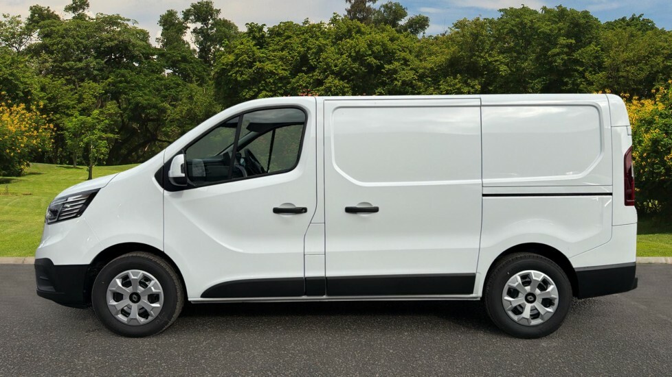 Renault Trafic Advance White #4