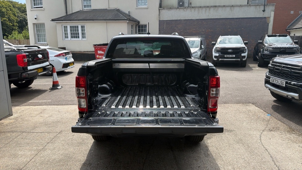 Ford Ranger Wildtrak Black #3