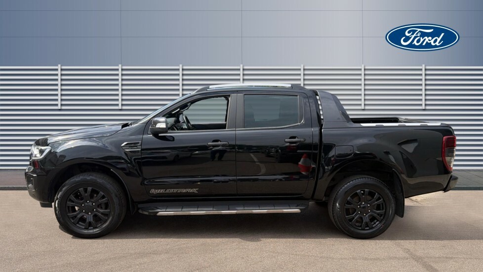 Ford Ranger Wildtrak Black #4