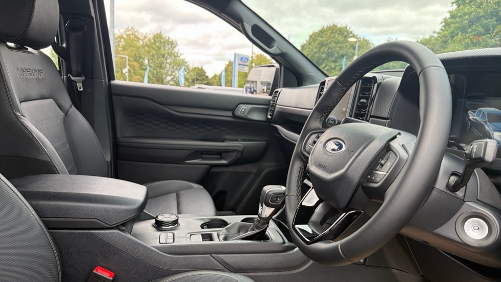 Ford Ranger Tremor Black #6