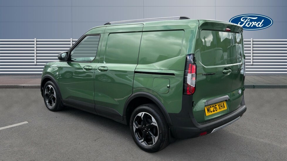 Ford Transit Courier Active Green #2