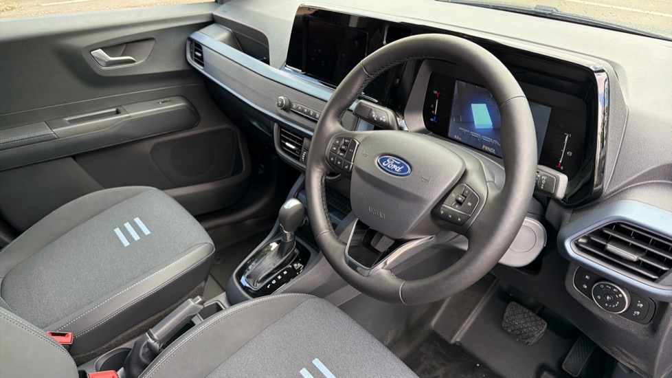 Ford Transit Courier Active Black #5