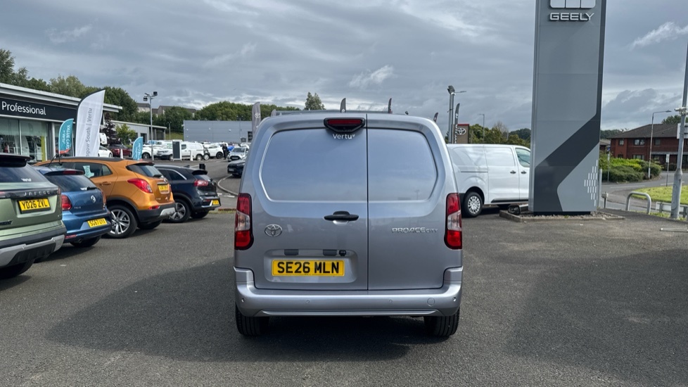Toyota Proace City Icon White #24