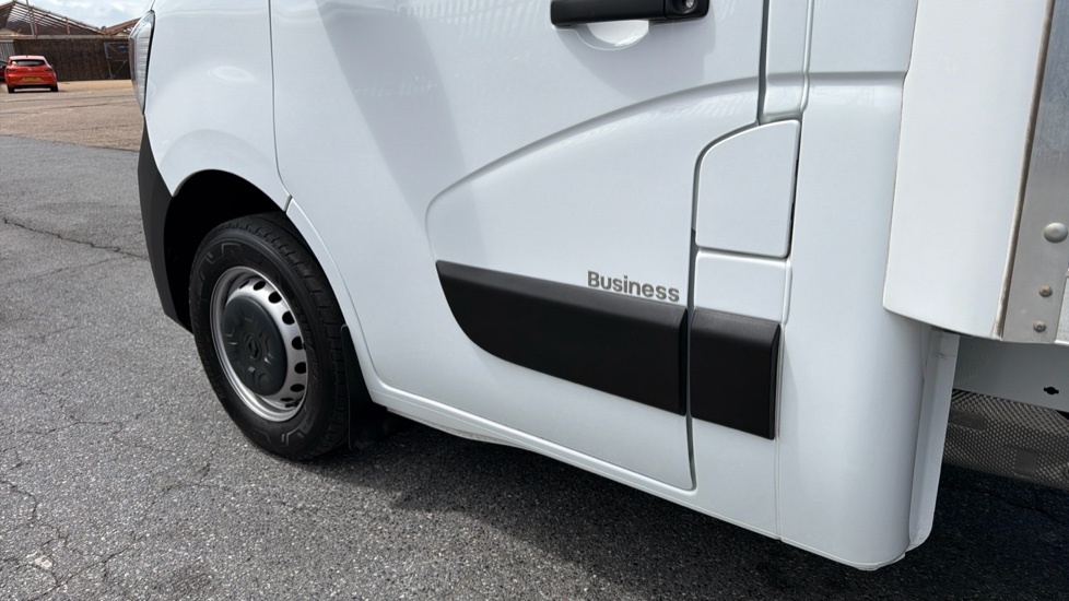 Renault Master 2.3 Dci 35 Business Fwd Lwb Medium Roof Euro 6 White #18