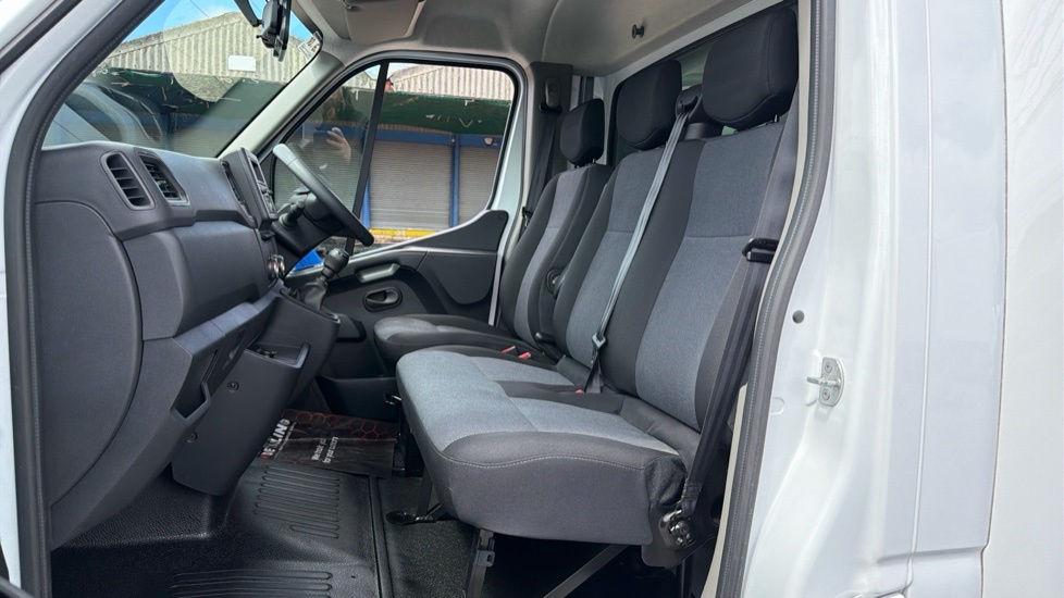 Renault Master 2.3 Dci 35 Business Fwd Lwb Medium Roof Euro 6 White #21
