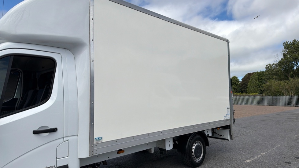 Renault Master Business White #5