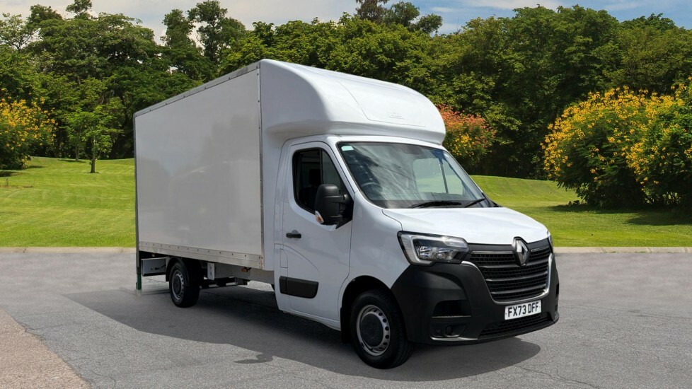 Renault Master Business White