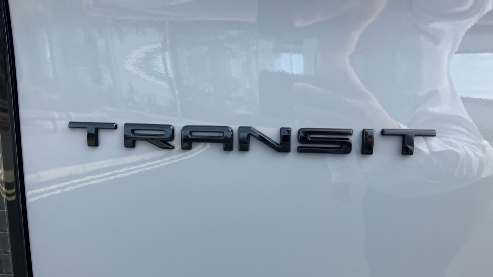 Ford Transit Custom 320 Limited L1 Swb Rwd 100Kw 65Kwh Low Roof #21