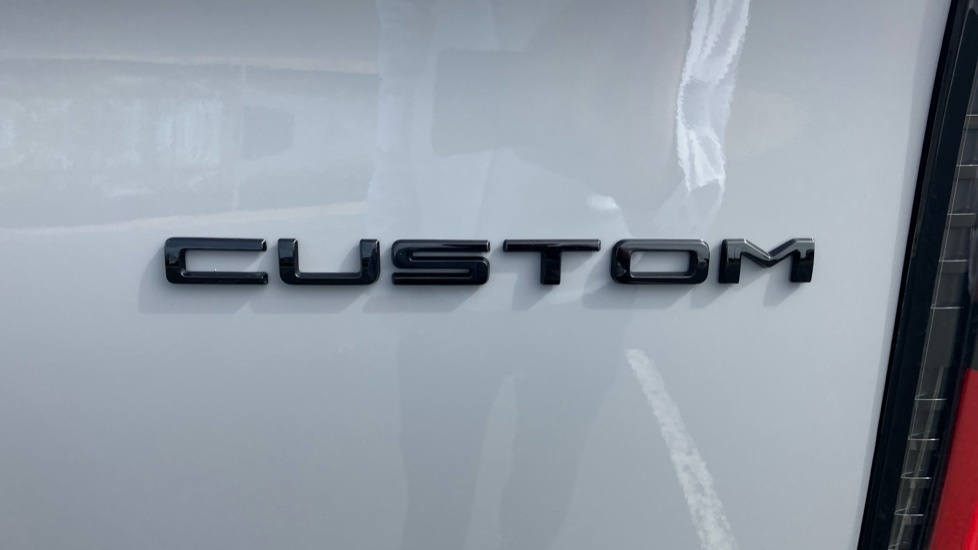 Ford Transit Custom 320 Limited L1 Swb Rwd 100Kw 65Kwh Low Roof #22