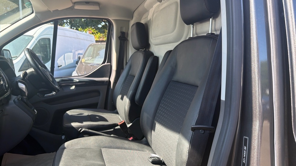 Ford Transit Custom 300 Tdci 130 L1h1 Limited Ecoblue Swb Low Roof Fwd Red #12