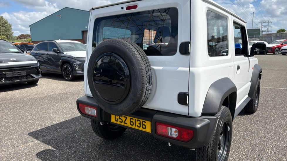 Suzuki Jimny 1.5 Allgrip Commercial 4Wd White #40