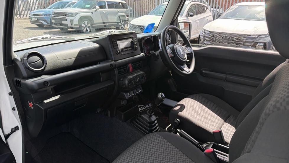 Suzuki Jimny 1.5 Allgrip Commercial 4Wd White #39