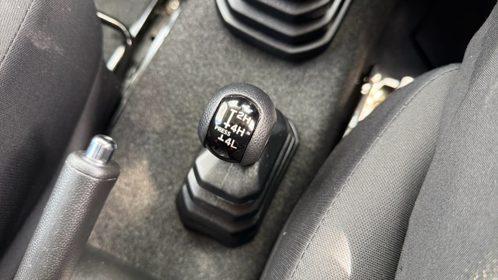Suzuki Jimny 1.5 Allgrip Commercial 4Wd White #22