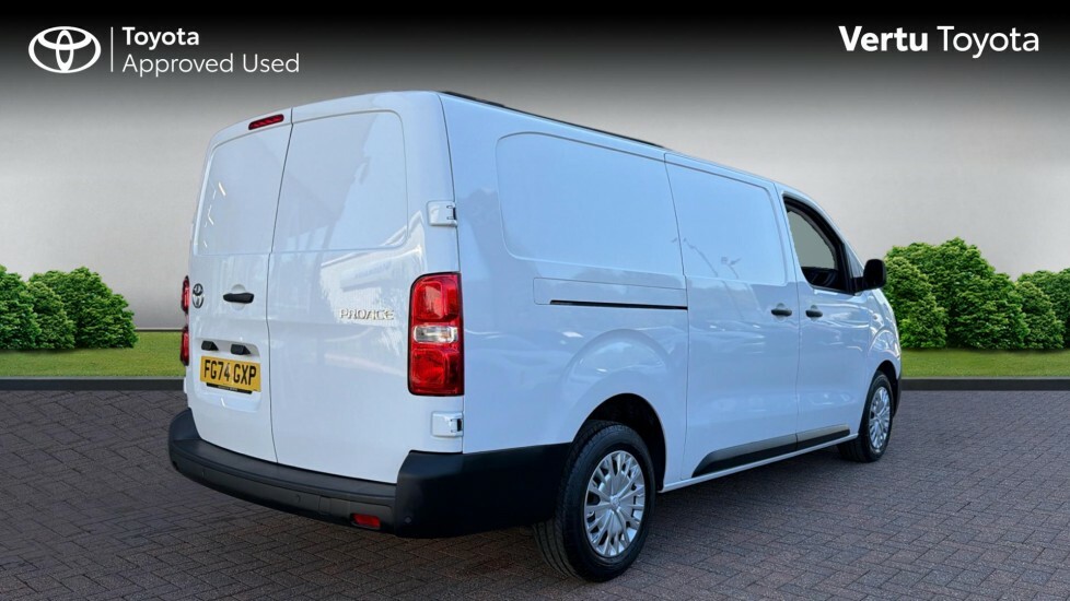 Toyota PROACE Icon White #2