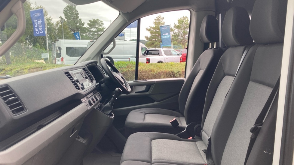 Volkswagen Crafter Cr35 Mwb Fwd 2.0 Tdi 140Ps Startline High Roof Van  #13