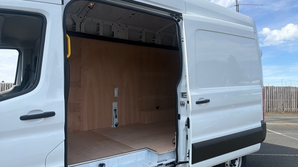 Ford Transit Custom Leader White #5