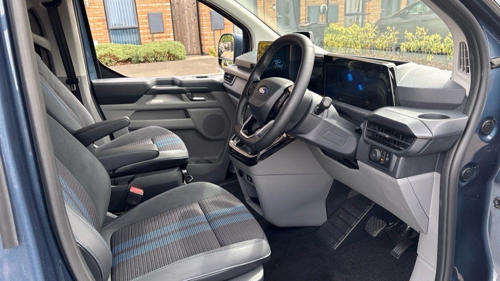 Ford Transit Custom Sport HK26AOH Blue #6