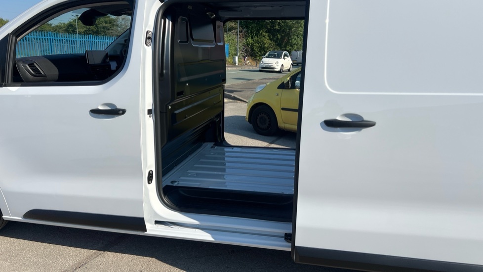 Citroen Dispatch Enterprise FM26YKT White #4