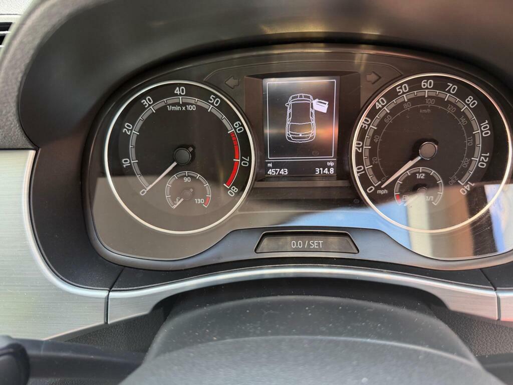 Skoda Fabia 1.0 Se Euro 6 Ss White #12