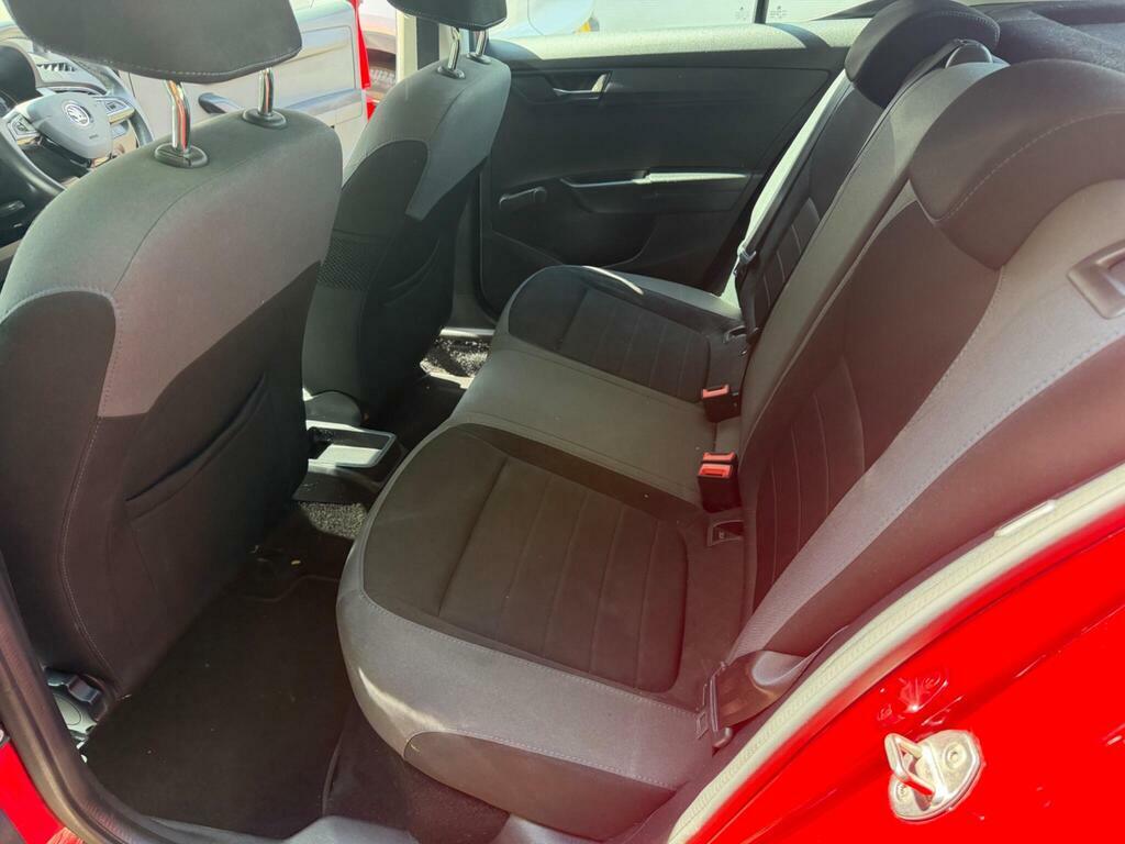 Skoda Fabia 1.0 Se Euro 6 Ss White #16
