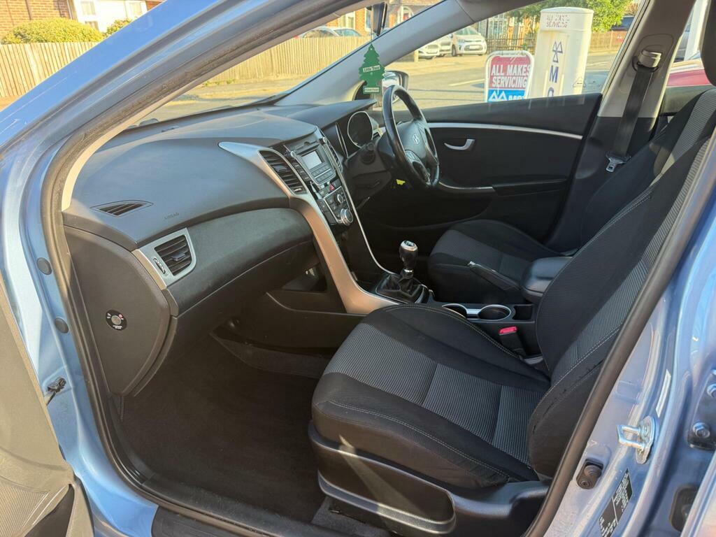 Hyundai I30 Estate 1.6 Crdi Blue Drive Classic Tourer Euro 5 Silver #14
