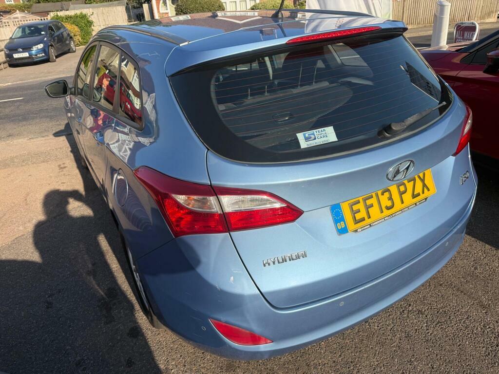 Hyundai I30 1.6 Crdi Blue Drive Active Tourer Euro 5 S S Blue #6